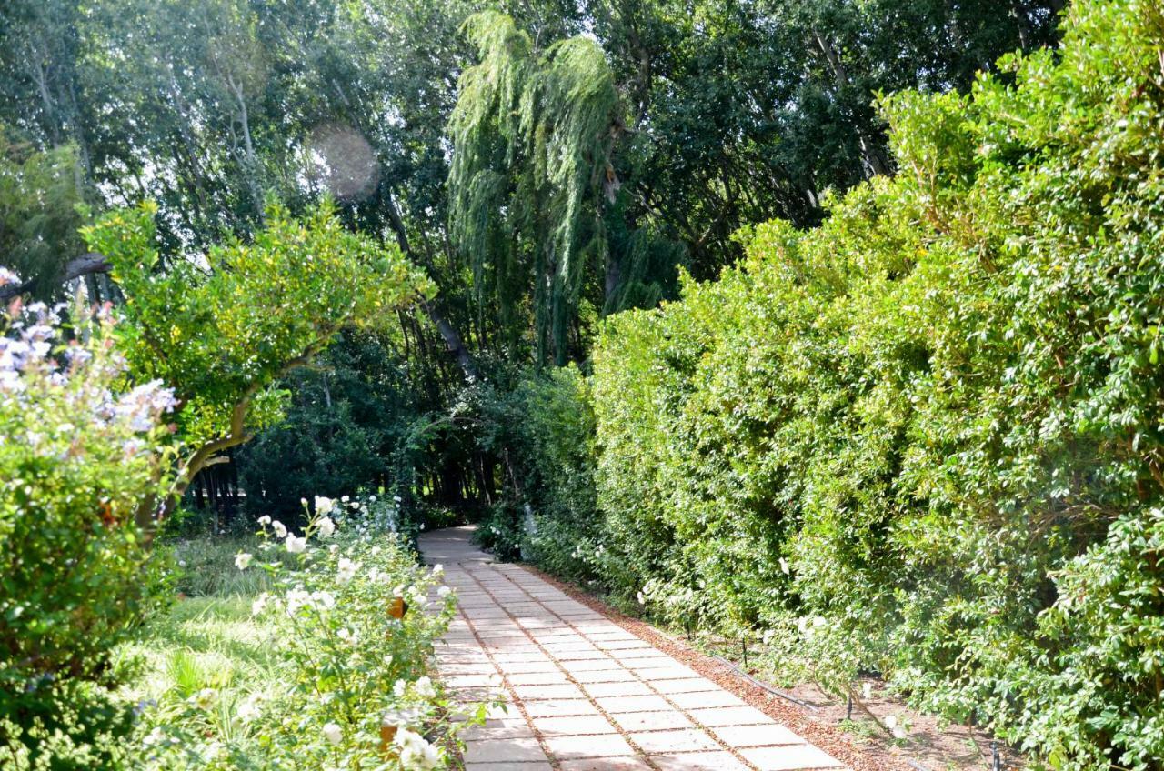 La Paris Estate Hotel Franschhoek Bagian luar foto
