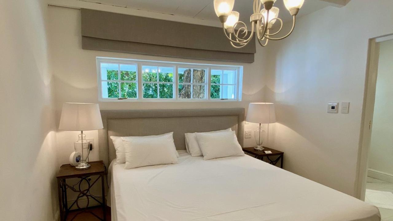 La Paris Estate Hotel Franschhoek Bagian luar foto